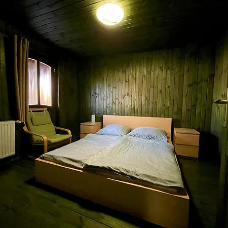 Tuender Farm * Зирц